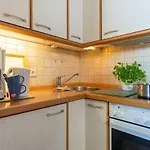 Vier-jahreszeiten-haus-ii-wohnung-82 아파트 Großenbrode